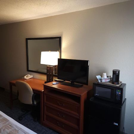 Bison Plains Lodge Moorhead المظهر الخارجي الصورة