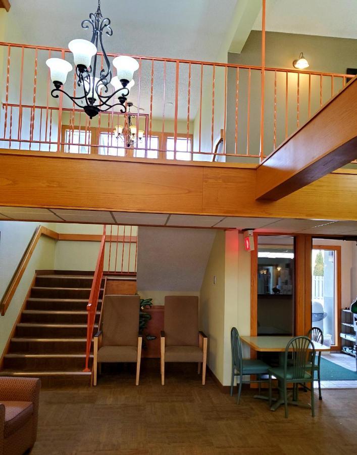 Bison Plains Lodge Moorhead المظهر الخارجي الصورة