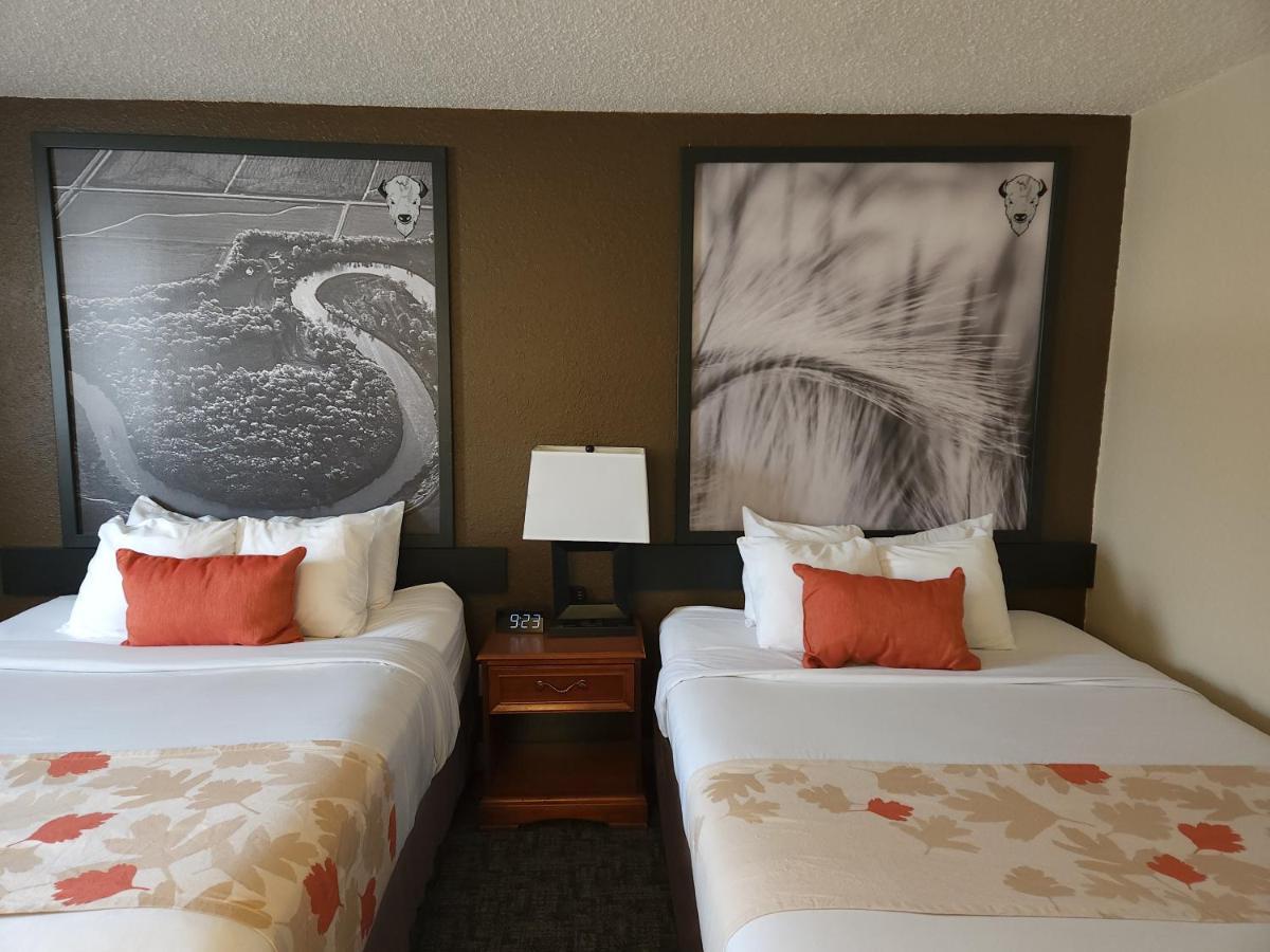 Bison Plains Lodge Moorhead المظهر الخارجي الصورة